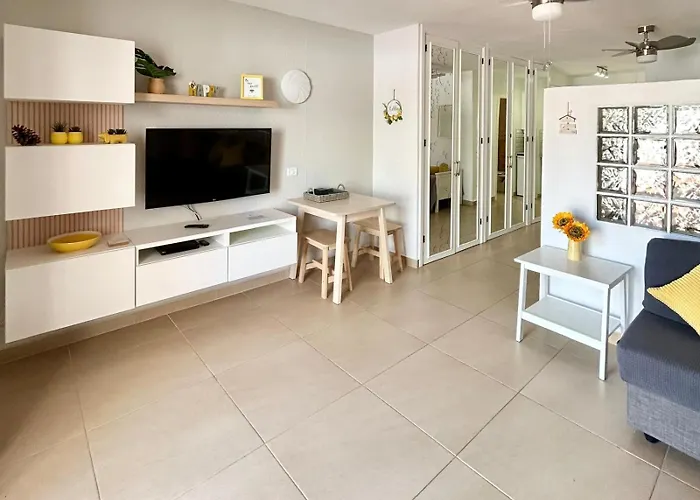 On Peaceful Complex Port Royal K007 *