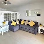 דירה On Peaceful Complex Port Royal K007 *